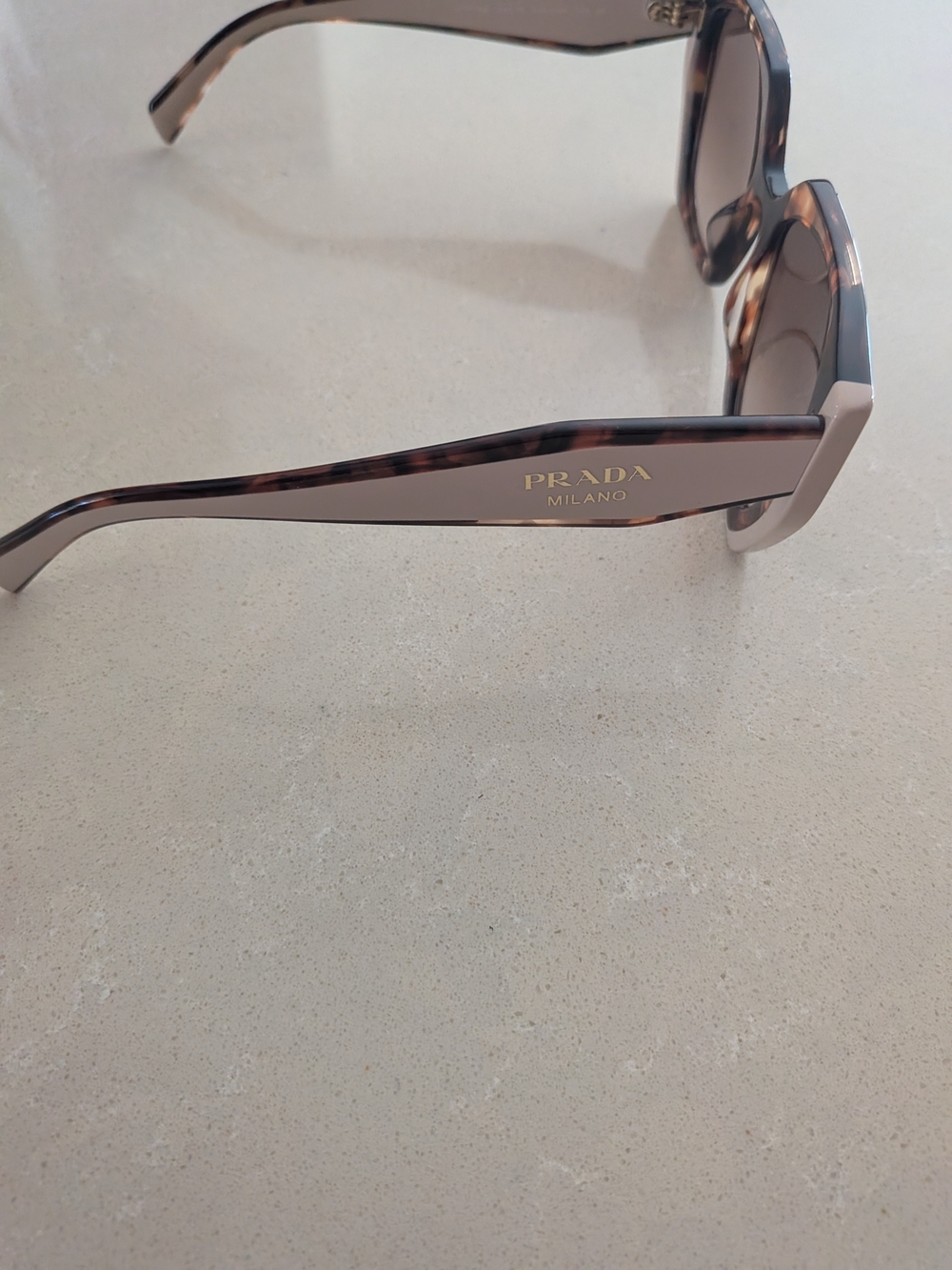 Prada Authentic Women’s Tortoiseshell Sunglasses - Brown/Blush Like New
